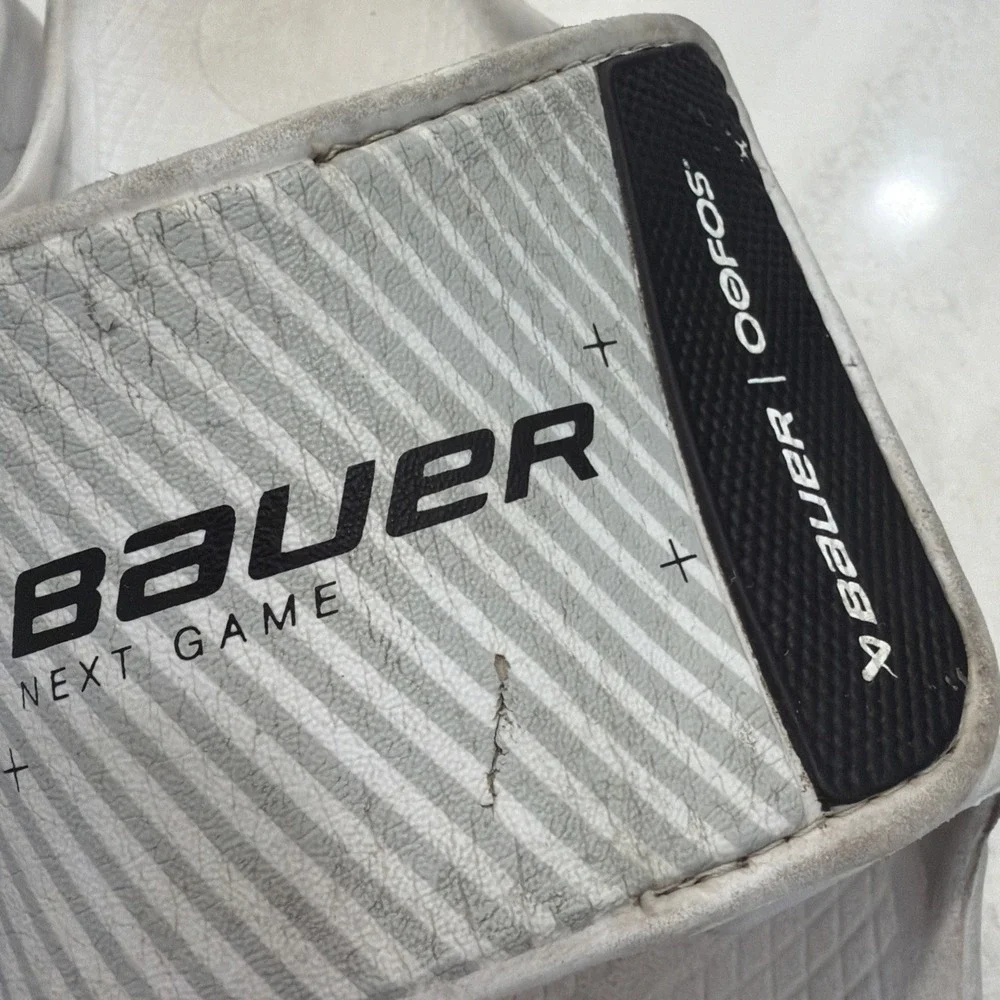 Bauer Oofos Sport Flex Slide Sandals M10 / W12 Used, Worn